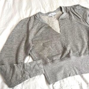 L'Academie V-Neck Puffer Sleeve Gray Sweatshirt Top NWOT
